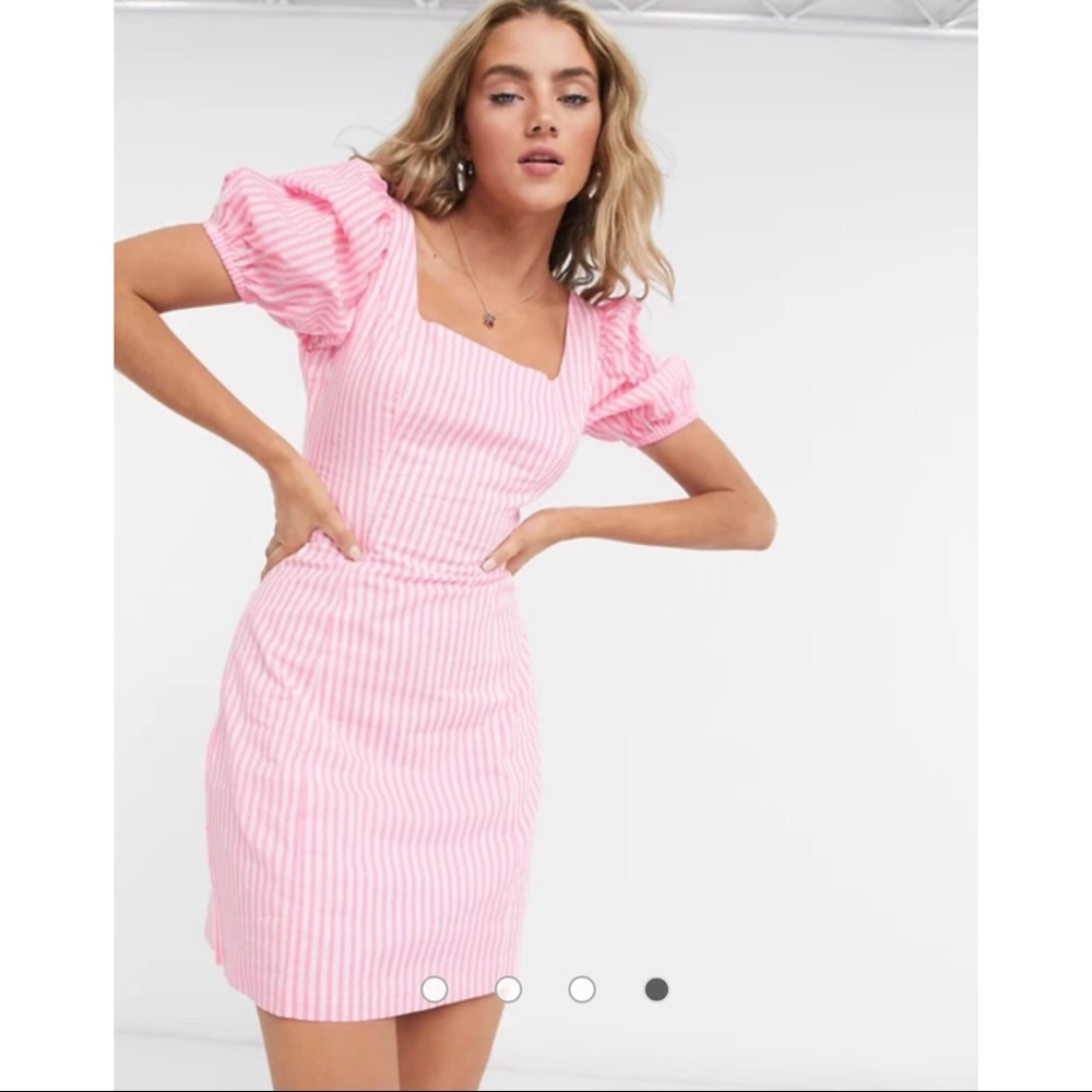 Puff sleeve White & Pink Dress